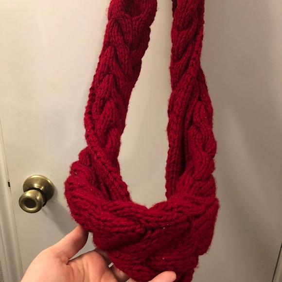 Scarf - Picture 2 of 2
